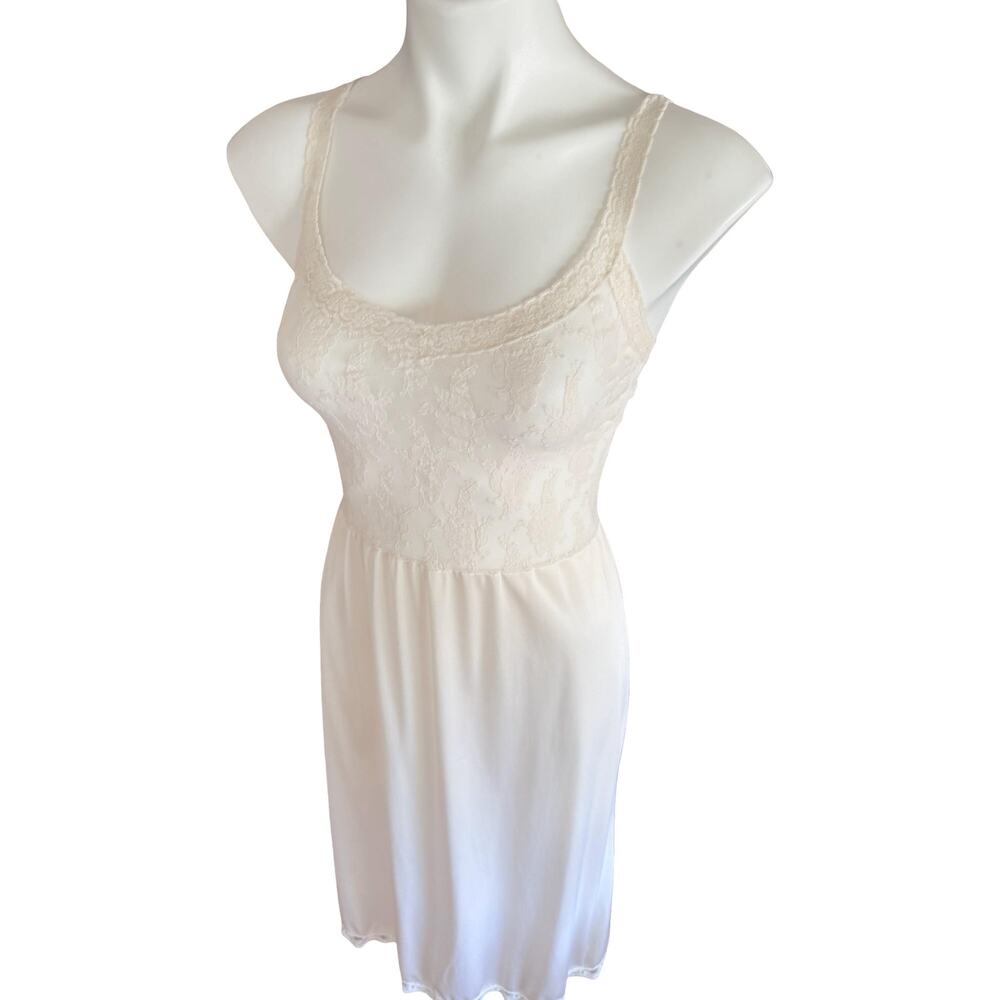 Vanity Fair Vintage Slip Cream Ivory Nylon Lace Bodice Size 32 Pin Up Lingerie - Picture 6 of 7